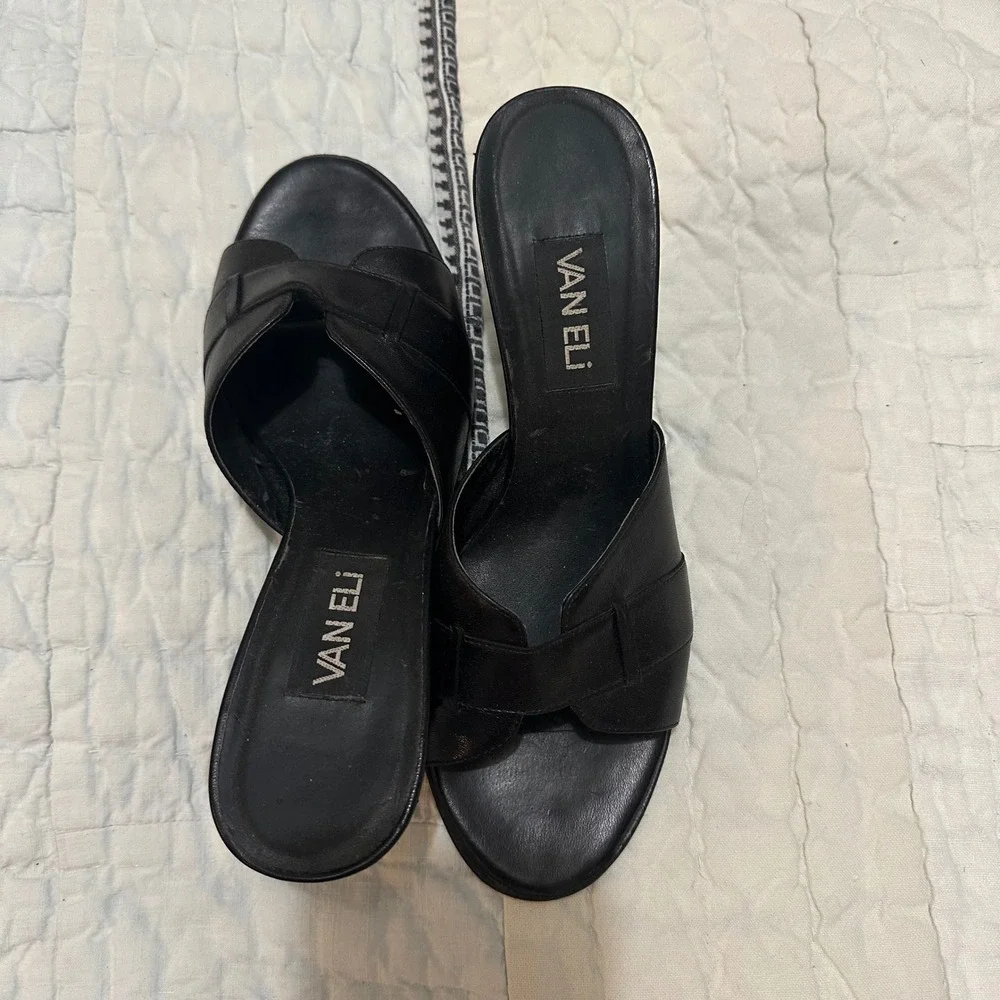 Van Eli Wedge Sandals Black Leather Architectural Heel Size 8.5 Fits Like 8